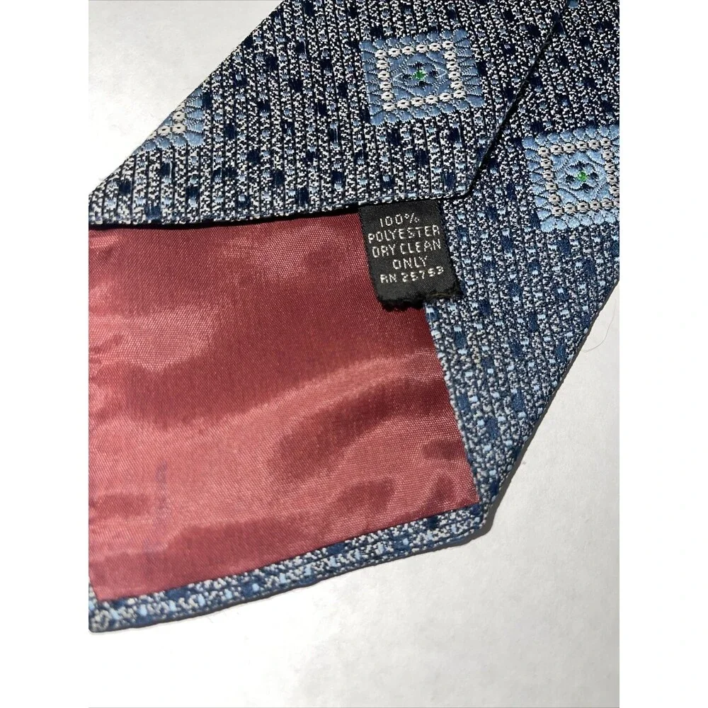 Vintage 1970s JC Penney Men's Blue Tie Texturized Polyester 56